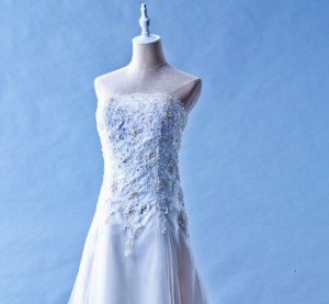 401WL002 MM A Line Lace Floor Length 1 Top Malaysia Wedding Dress Designer Rental