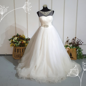 305W012 Princess Illusion Swavroski a wedding dress rental Malaysia