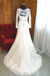 55 502W14 XJ Long Sleeves Straight Neck Full Lace A line Crystal Belt