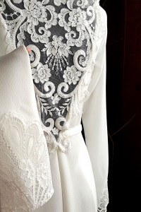 3 Minimalist Long Sleeves Wedding Dress Plain Crepe Meghan Markle V back Sheath Straight Cut Wedding Dress Malaysia