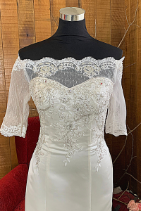 47 Off shoulder 3/4 sleeves Sleeves French Chantilly Lace Lace Duchess Satin Trumpet Mermaid Wedding Dress Gaun Baju Pengantin Muslimah Kahwin Nikah Sanding Malaysia Kuala Lumpur Petaling Jaya