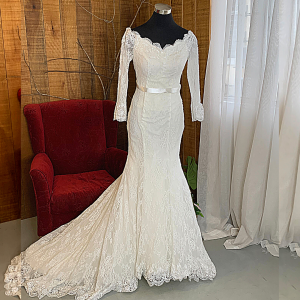 25 Off Shoulder Long Sleeves French Chantilly Lace Gaun Baju Pengantin Muslimah Kahwin Nikah Sanding Malaysia Kuala Lumpur Petaling Jaya