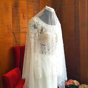 21 VTb004 Premium Bride Wedding Veil Plain Soft Tulle Veil Short FingerTip with Pearls /Veil Tudung Pengantin Nikah Sanding High Quality