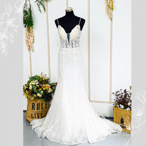 203BYW02 Caleena Spaghetti Straps Deep V lace Glitters trumpet wedding dress Malaysia bride gown rental