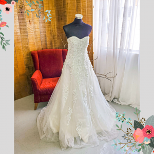 412W01 MM 3D Floral A Line Ellie Saab a Wedding Dress Rental Malaysia