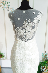 412W20 LL illusion back symmetrical lace a sexy back Malaysia Wedding Gown rental trumpet mermaid