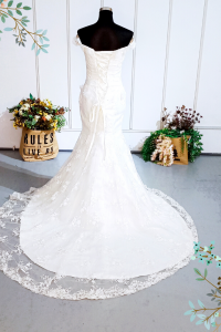 504W03 CS Off Shoulder Trumpet Floral mermaid wedding gown Malaysia rental b
