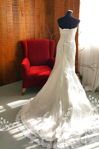 601W01 SG Straight Tube Trumpet lace wedding dress strapless d