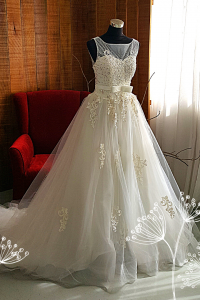 601W05 AD Illusion Neck Princess a RM500