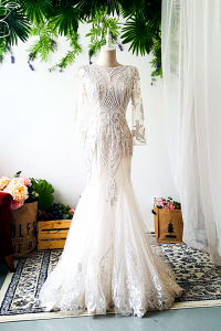 71LLW02 LL Long Sleeves Geometry Trumpet Low V back a Kahwin Pengantin Nikah Malaysia