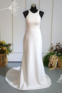 903YZW01 Emmie Halter Plain Crepe trumpet a RM550