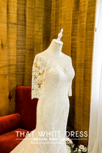 909BY05W02 Dara LS Beige trumpet Guipure lace g nBride Wedding Gown Premium Designer Malaysia rental