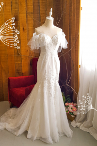 202BYW02 Ferona Off Shoulder Floral trumpet a Button Back Bride Wedding Gown Premium Designer Malaysia rental