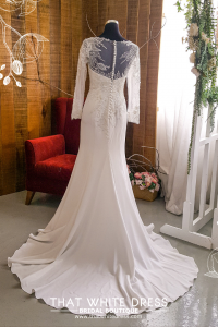 211BY11W03 Ashley Long Sleeves Button back Silk Satin Lace Sheath Silver trumpet d Gaun Pengantin Muslimah Malaysia sewa Kahwin Nikah