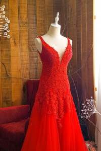 204LLE03 Saddie Red Deep V embellished bodice A line b Bride Wedding Event Reception Dinner Dress rental Malaysia