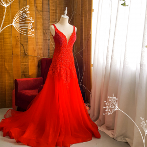 204LLE03 Saddie Red Deep V embellished bodice A line a Bride Wedding Event Reception Dinner Dress rental Malaysia