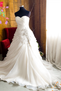 603LLWL01 LL Plus Sweet Heart Organza Pleated A line Nur c Plus size Bride Event Reception Dinner Dress rental Malaysia