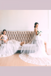 77LLW04 LL Gracia Sweet Heart Floral motif trumpet with detachable one shoulder 2