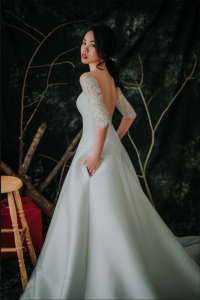 909BY05W04 Lara LS Duchess Satin A line 7