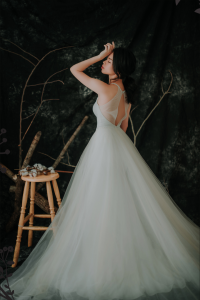 910BY05W01 Carrie Halter Neck Crepe trumpet  V neck 2 Garden Wedding Malaysia, Beach Wedding Malaysia, Petite Wedding Gown rental Kuala Lumpur, 