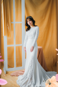 211BY10W03 Isabelle LS Sheath Crepe Scallop top a Long Sleeves Wedding Dress Rental Malaysia, Pengantin Muslimah Malaysia, Muslim Bride Malaysia, Church wedding dress long Sleeves Malaysia, 